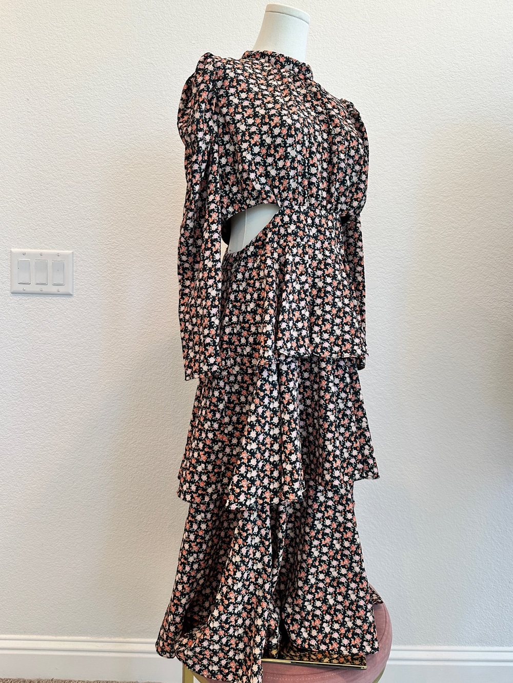 Topshop Black Floral Open Back Tiered Midi Dress – Size 8